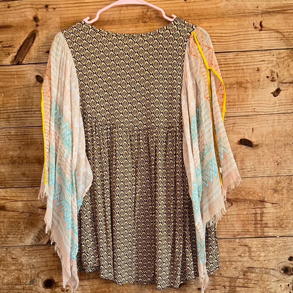 Ivy Jane Geometric Patterned Tunic With Yellow An… - image 3